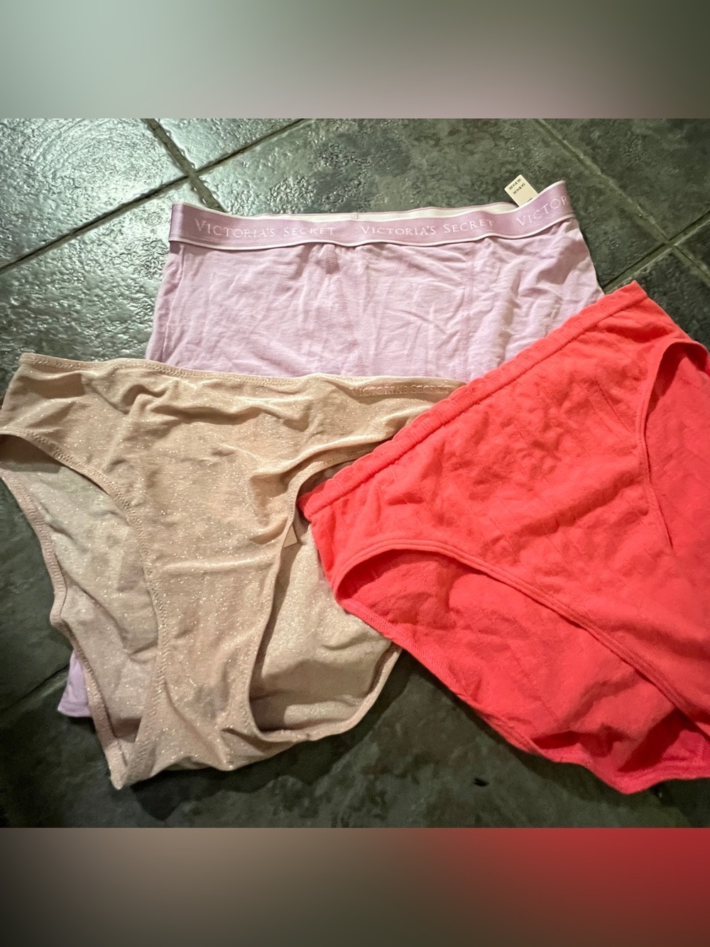 Victoria's Secret 3-Pack Briefs in Light Pink, Coral & Champagne
